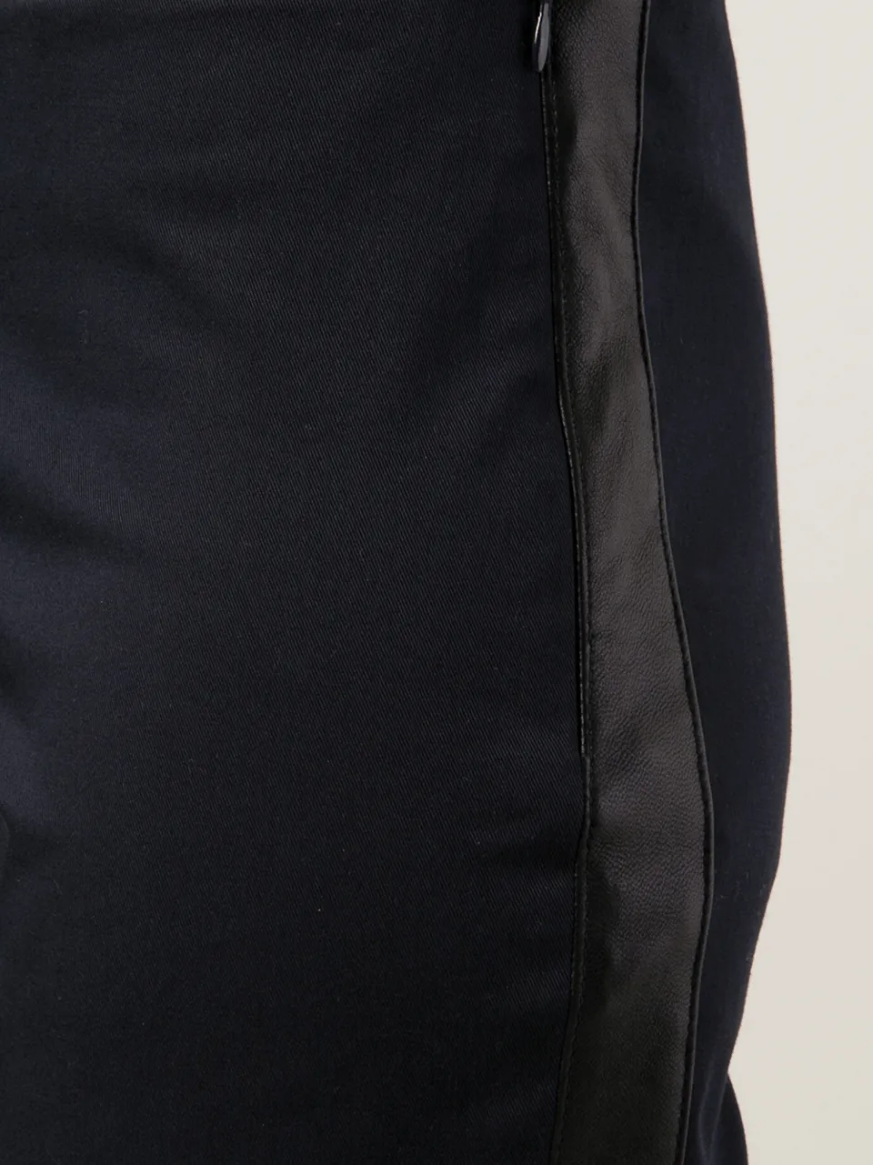 Leather Knee Stretch Leggings